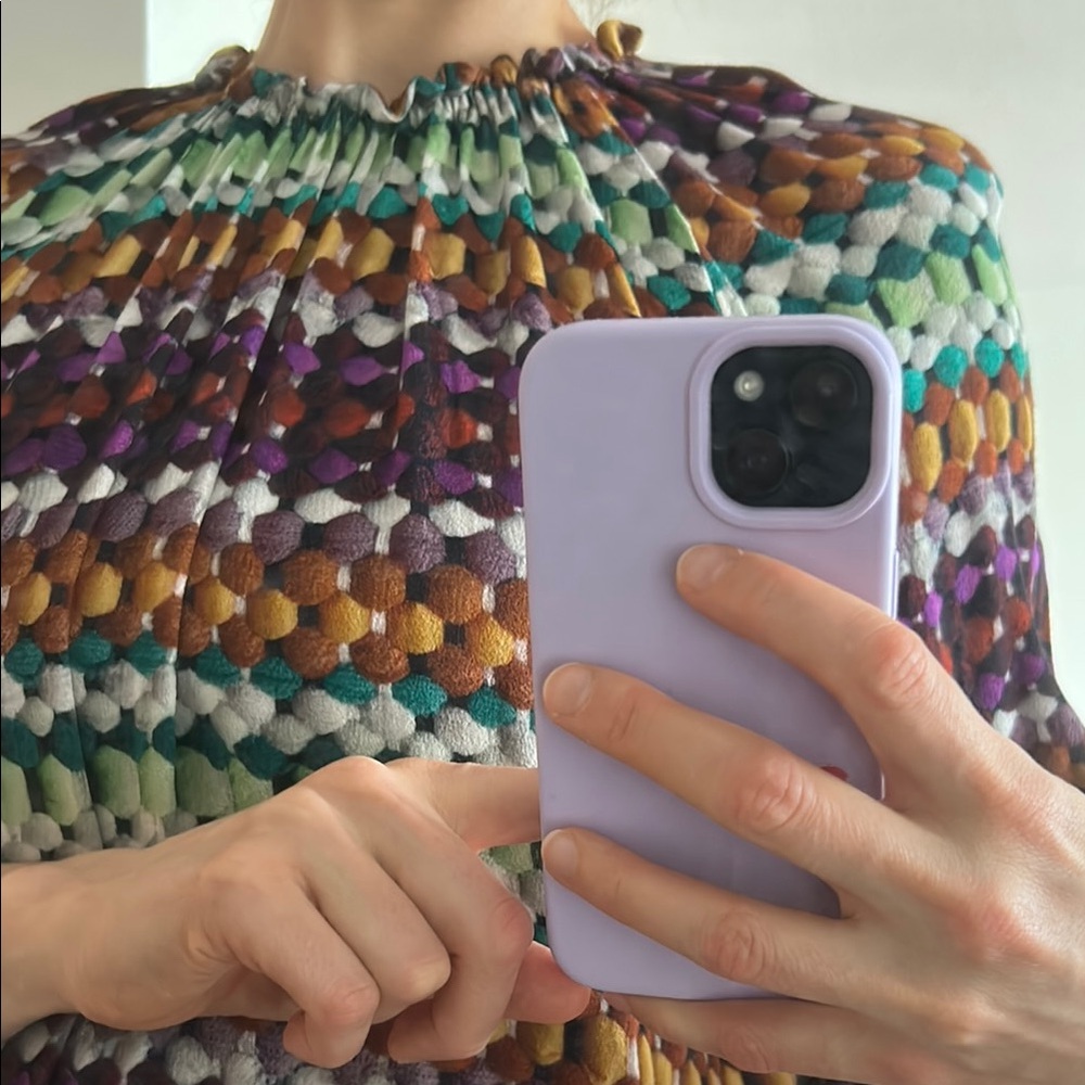 Colorful Geometric Patterned Blouse - Picture 5 of 11